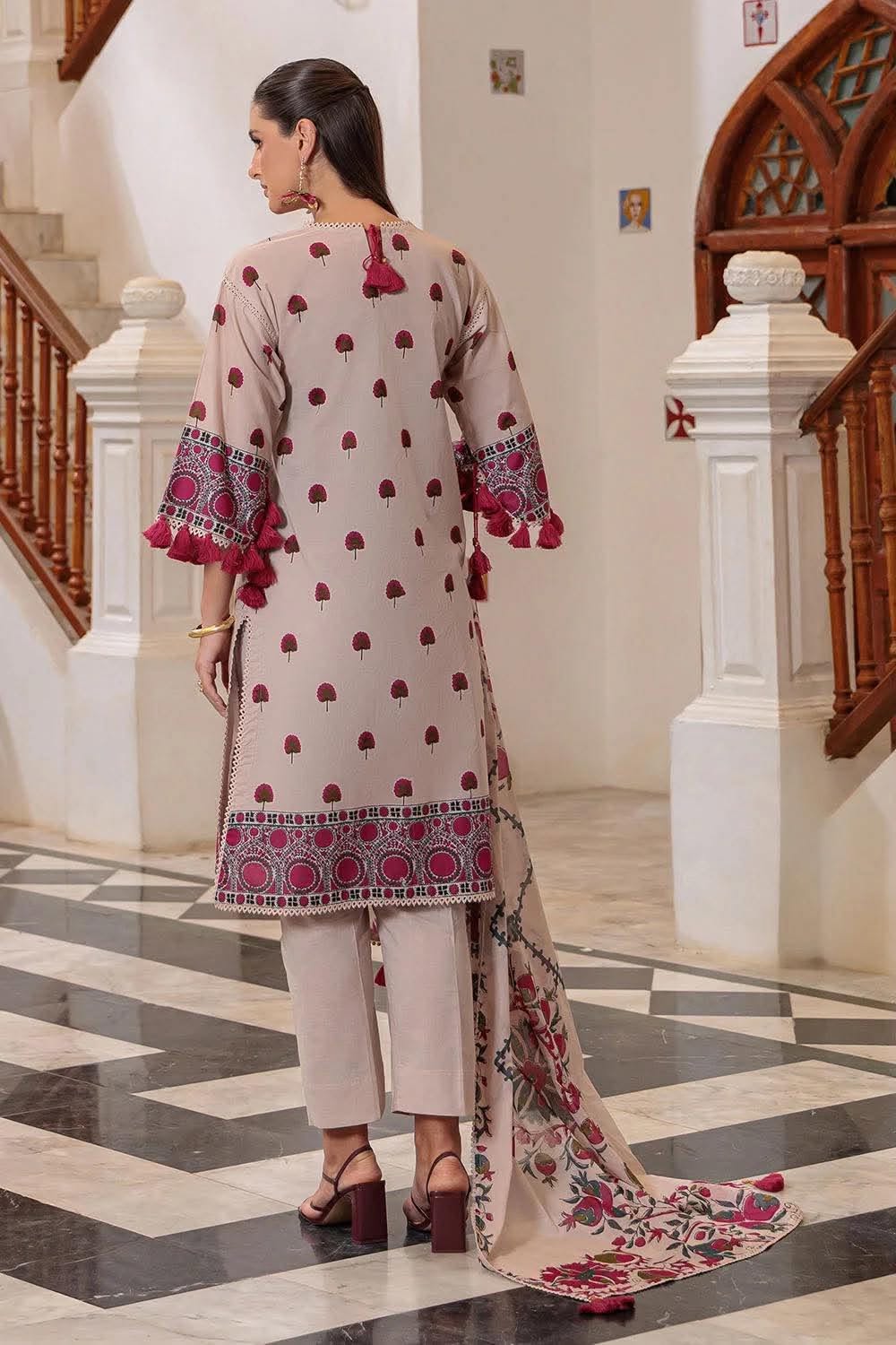 GULAHMED DIGITAL PRINTED LAWN 3 PIECE UNSTITCHED SUIT