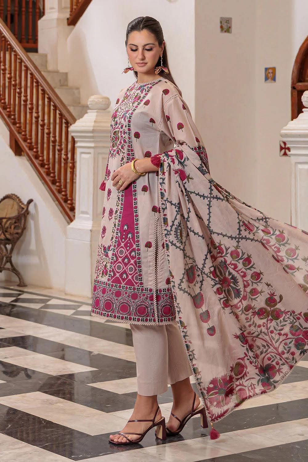 GULAHMED DIGITAL PRINTED LAWN 3 PIECE UNSTITCHED SUIT