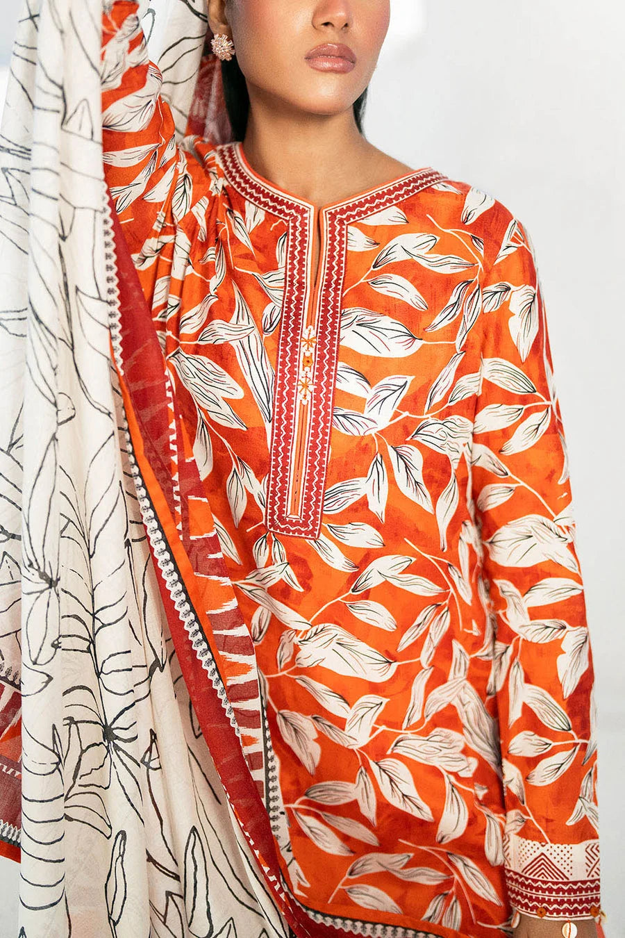 GULAHMED DIGITAL PRINTED LAWN 3 PIECE UNSTITCHED SUIT