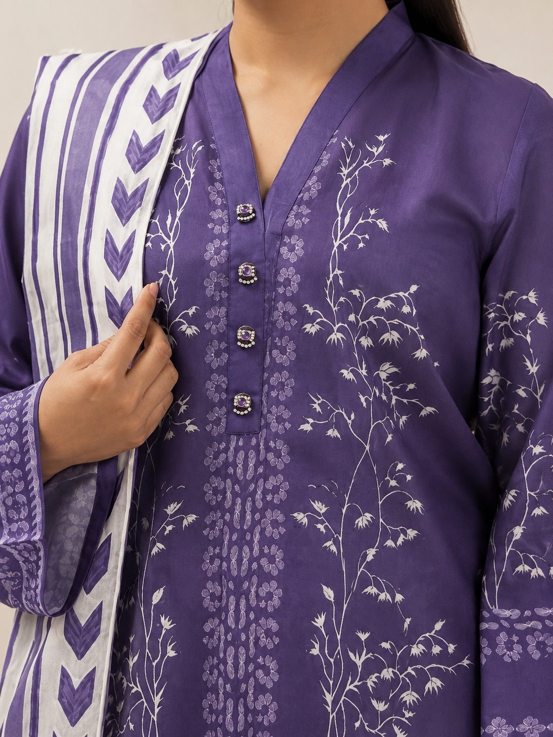 Beechtree Morbagh 3 Piece Printed Lawn Suit | Unstitched Lawn Collection
