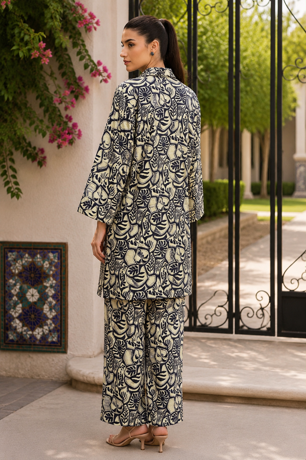 Alkaram Silver Basics 2-Piece Printed Khaddar Suit – Unstitched Shirt & Trouser | Coat Set