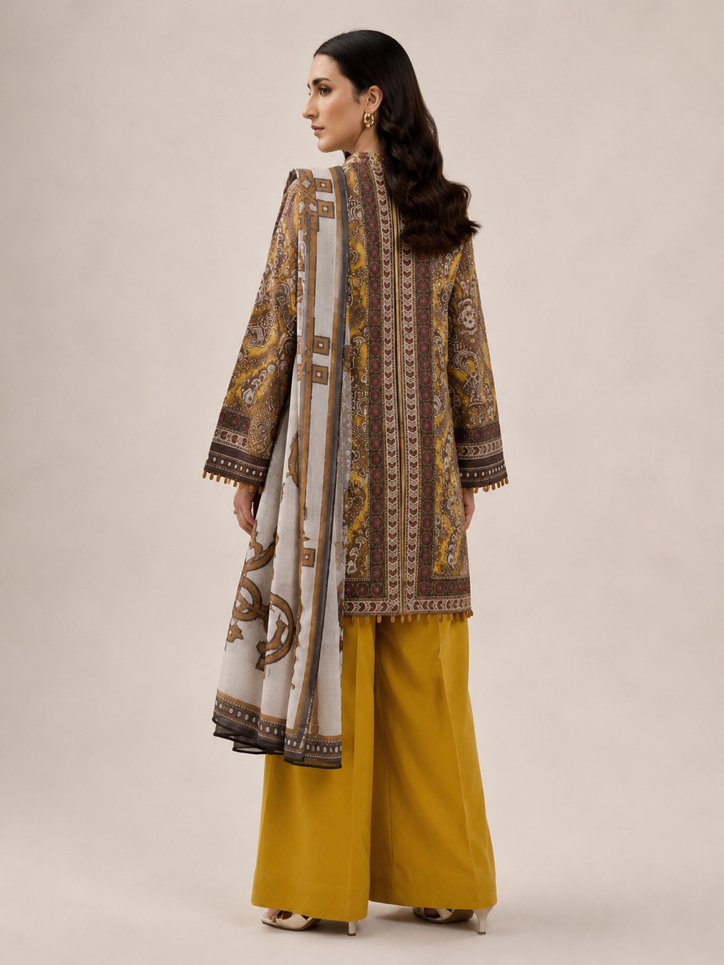 Beechtree Morbagh 3 Piece Printed Lawn Suit | Unstitched Lawn Collection