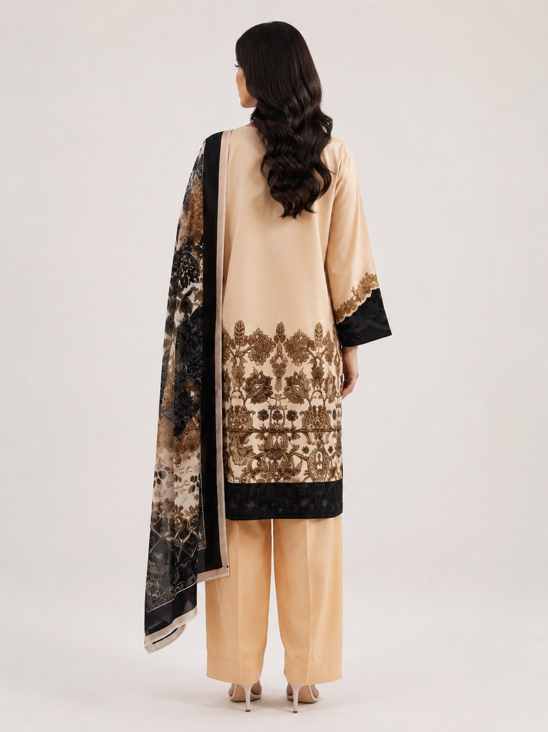 Beechtree Morbagh 3 Piece Printed Lawn Suit | Unstitched Lawn Collection