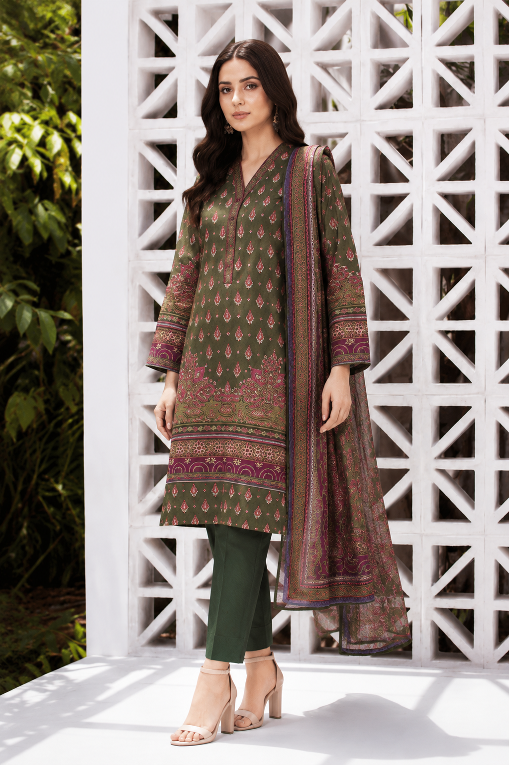 Limelight 2-Piece Digital Printed Suit – Unstitched Cambric Shirt | with Lawn Dupatta